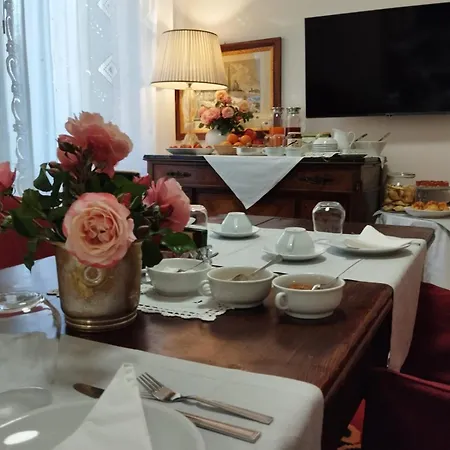 Da Gina Nocleg ze śniadaniem 3*