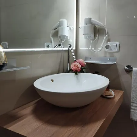 Nocleg ze śniadaniem Da Gina 3*