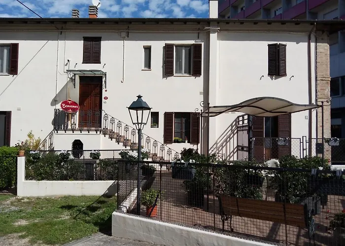 Da Gina Couette-café Senigallia